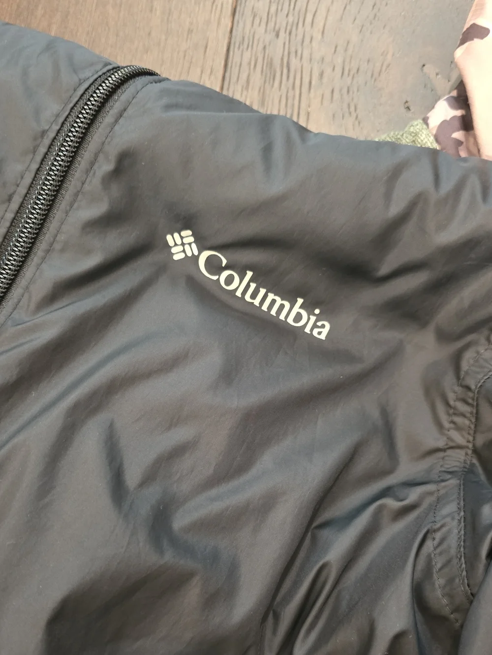 Bundle Under Armor Jacket And Columbia Kids' Lightweight Black Packable Jacket